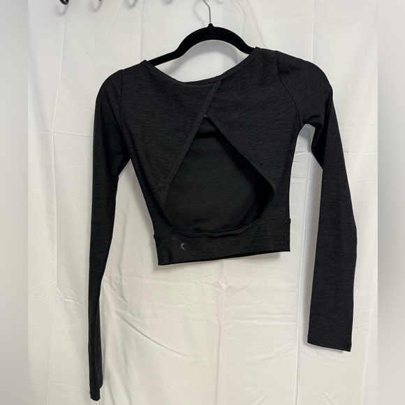 Aritzia Soft Long Sleeve Crop Top with Open Back - Picture 2 of 3